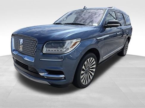 Used 2019 Lincoln Navigator Reserve AWD/4WD image 5
