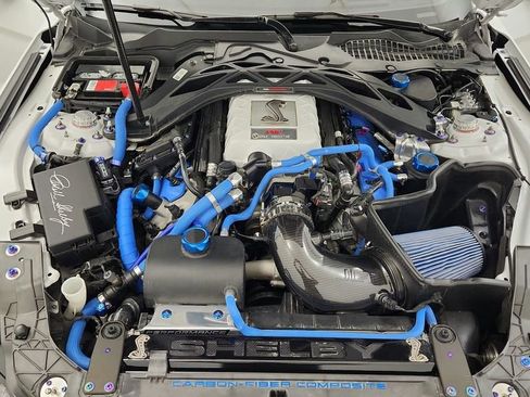 Used 2020 Ford Mustang Shelby GT500 w/ Carbon Fiber Track Pack image 11