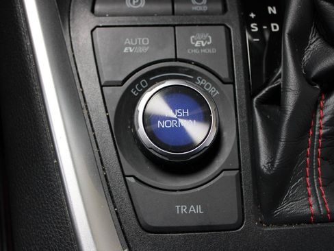 Used 2023 Toyota RAV4 XSE w/ Weather Package AWD/4WD image 30