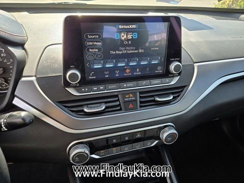 Used 2023 Nissan Altima 2.5 SR FWD image 23