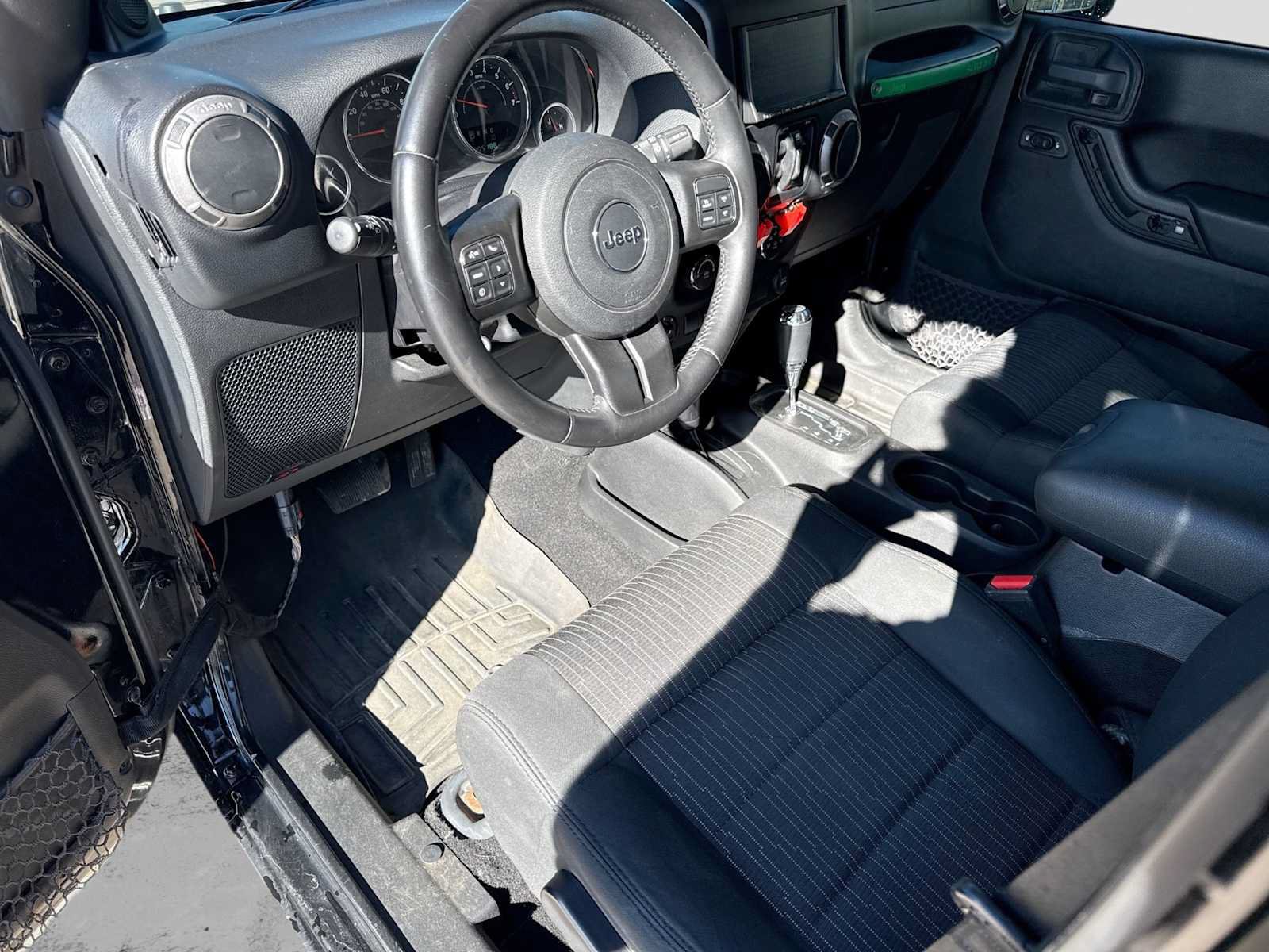 Used 2012 Jeep Wrangler Unlimited Sport AWD/4WD image 2