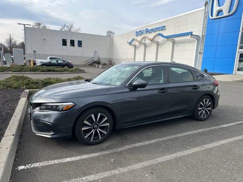 Used 2022 Honda Civic EX-L image 4