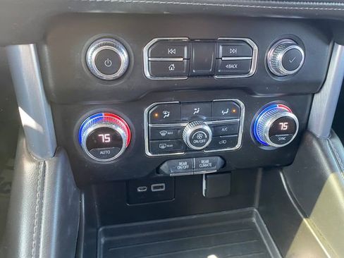 Used 2022 GMC Yukon SLE w/ Gmc Pro Safety Plus Package image 21