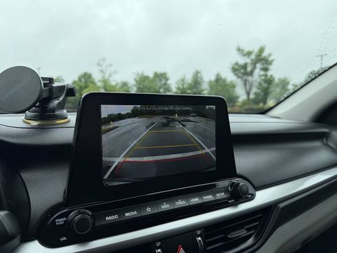 Used 2019 Kia Forte LXS FWD image 20