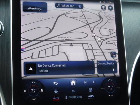 Used 2022 Mercedes-Benz C 300 4MATIC Sedan image 25