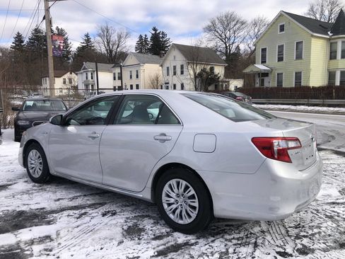 Used 2012 Toyota Camry LE image 7