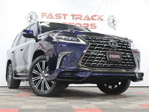 Used 2019 Lexus LX 570 4WD w/ Luxury Package image 4