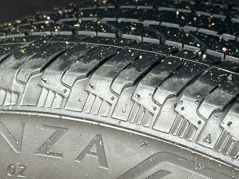 Used 2024 Chevrolet Equinox LT w/ LPO, Floor Liner Package image 8