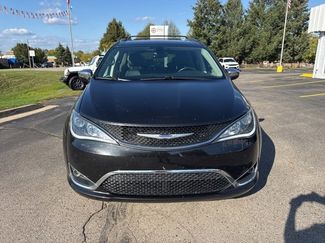 Certified 2019 Chrysler Pacifica Limited video 2
