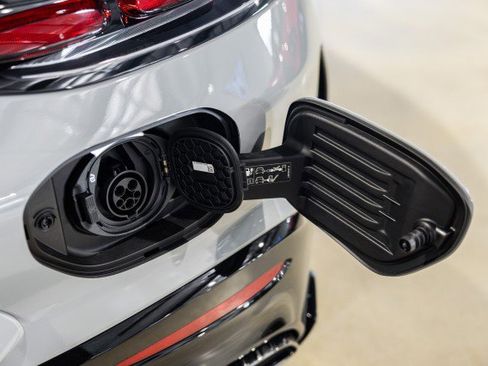 Used 2025 Mercedes-Benz AMG GT 63 S image 24