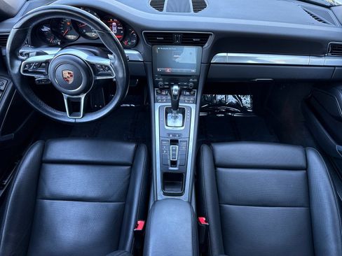 Used 2017 Porsche 911 Carrera RWD image 7