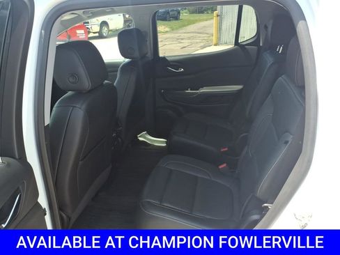 Used 2023 GMC Acadia SLT w/ Preferred Package AWD/4WD image 9