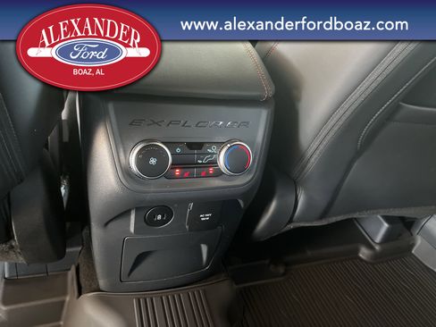 New 2026 Ford Explorer ST-Line image 30