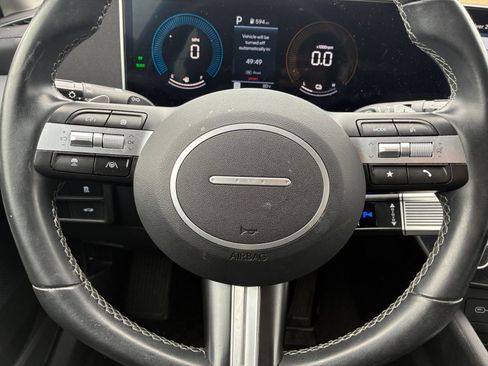 Used 2025 Hyundai Sonata SEL FWD image 23