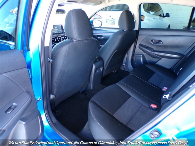 Used 2024 Nissan Sentra SV FWD image 17