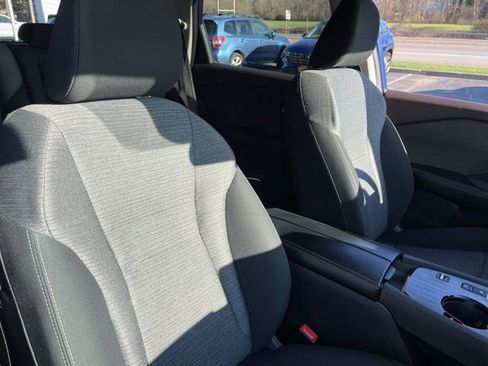 Used 2023 Nissan Rogue SV image 11