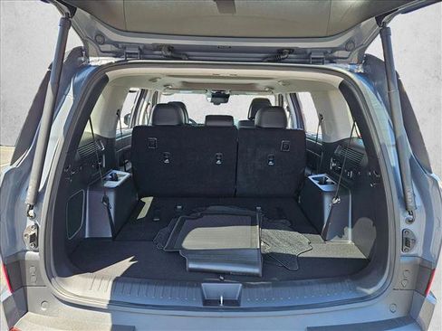 Used 2025 Hyundai Santa Fe Limited FWD image 6