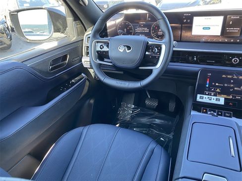 New 2026 INFINITI QX80 4WD w/ Sport Exterior Package image 19