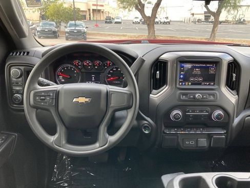 Used 2022 Chevrolet Silverado 1500 Custom image 18