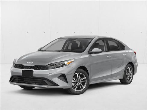 Used 2023 Kia Forte LXS image 1