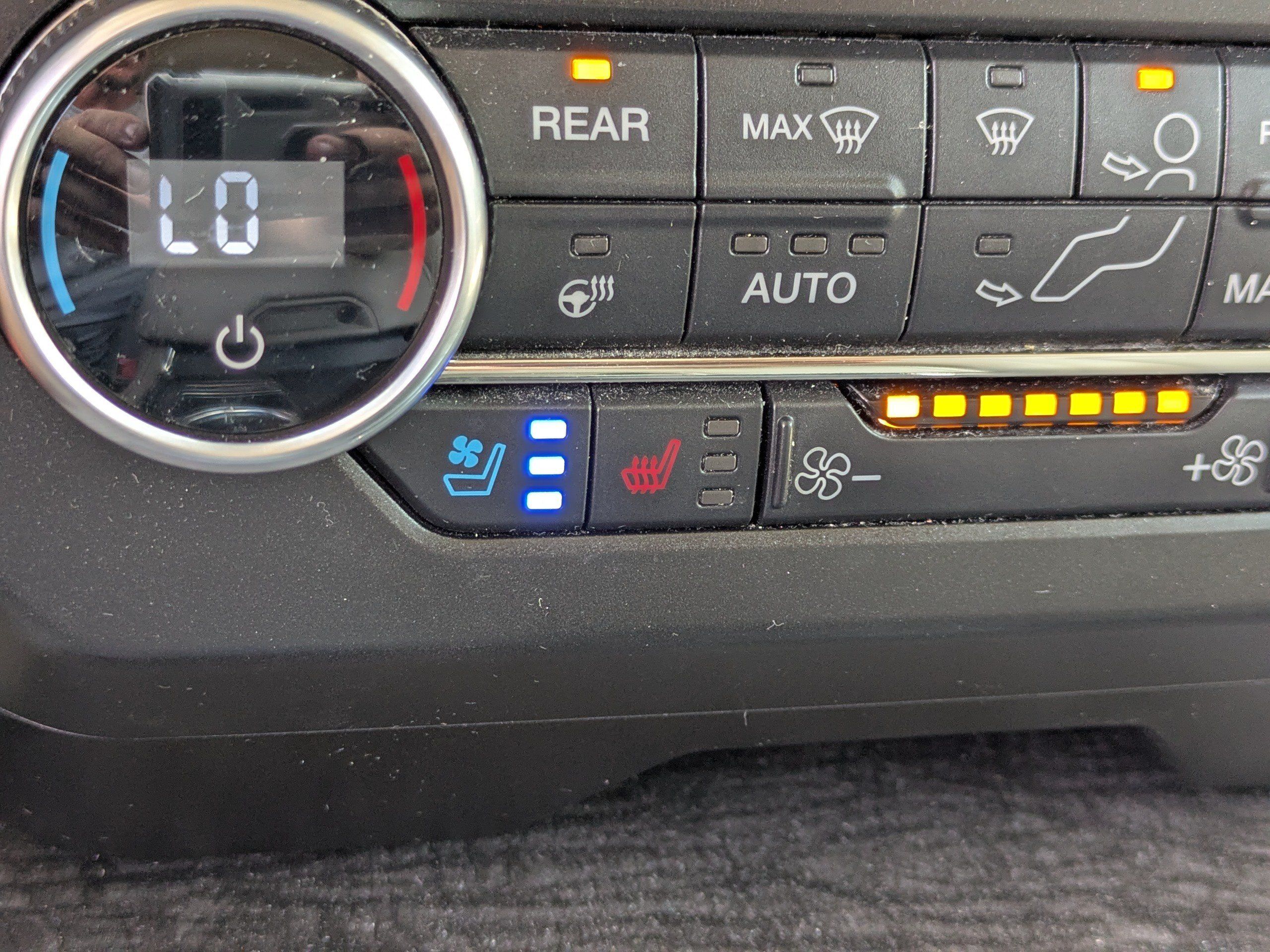 Used 2021 Ford Expedition Limited RWD image 29