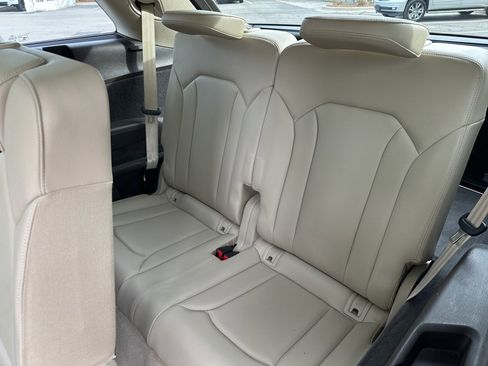 Used 2018 Audi Q7 3.0T Prestige image 36