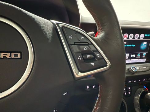 Used 2020 Chevrolet Camaro ZL1 image 22