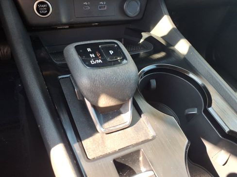 Certified 2023 Nissan Rogue SV image 25