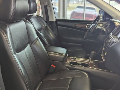 Used 2017 Nissan Pathfinder Platinum w/ Cargo Package image 42