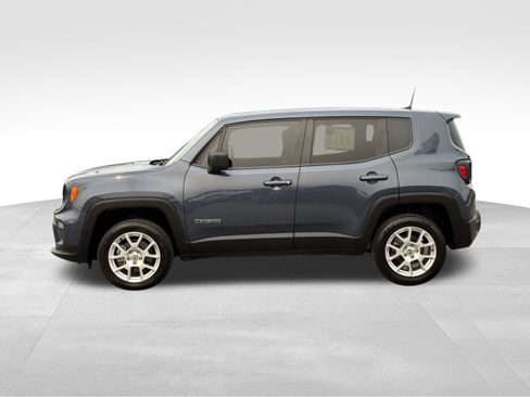 Used 2023 Jeep Renegade Latitude AWD/4WD image 5