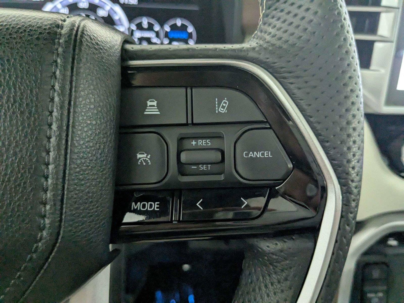 Used 2023 Toyota Sequoia Capstone AWD/4WD image 17