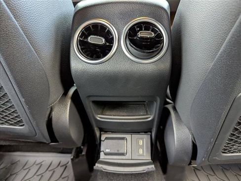 Certified 2025 Mercedes-Benz GLA 250 image 16