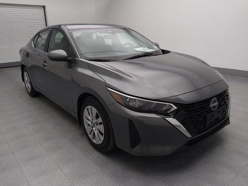 Used 2025 Nissan Sentra S image 13