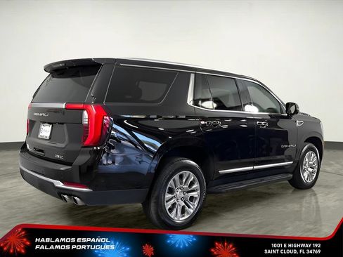 Used 2025 GMC Yukon Denali AWD/4WD image 9