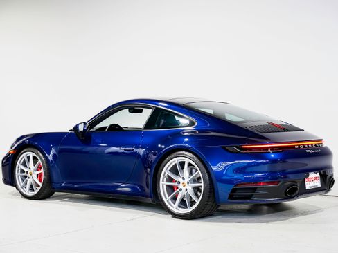 Used 2020 Porsche 911 Carrera S image 8