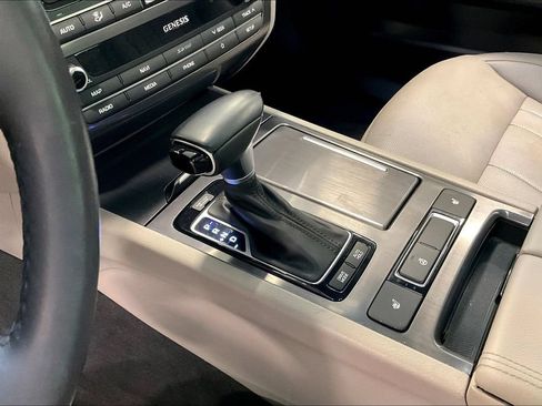 Used 2020 Genesis G80 3.8 AWD/4WD image 19