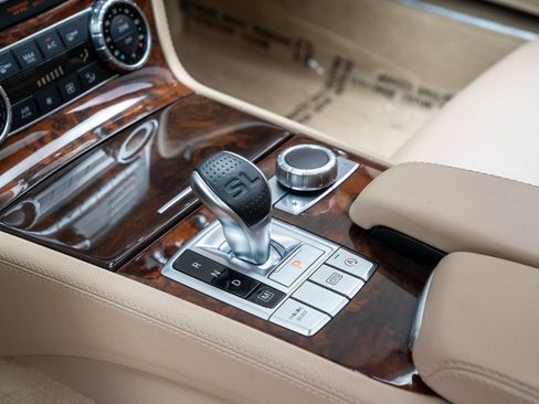 Used 2017 Mercedes-Benz SL 450 image 12