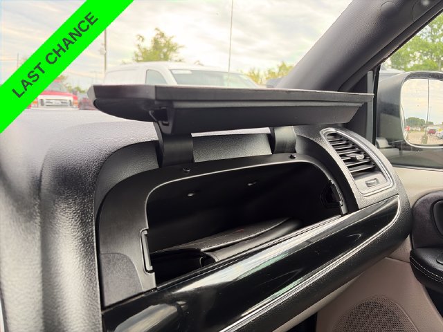 Used 2019 Dodge Grand Caravan SXT FWD image 37