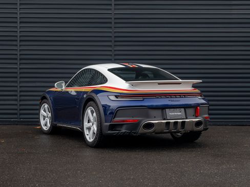 Certified 2024 Porsche 911 Dakar image 3