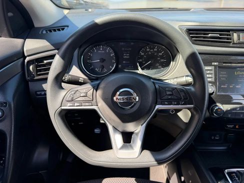 Used 2021 Nissan Rogue Sport S FWD image 11