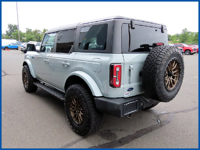 Used 2022 Ford Bronco Outer Banks AWD/4WD image 5