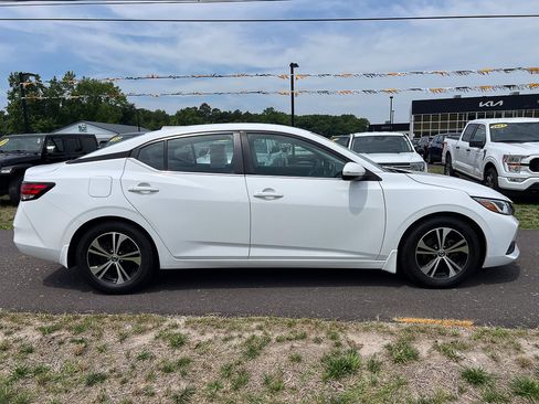 Used 2021 Nissan Sentra SV FWD image 7