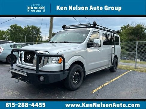 Used 2019 Nissan NV 3500 SL RWD image 1