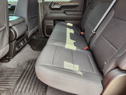 Used 2024 Chevrolet Silverado 1500 LT image 30