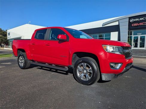 Used 2018 Chevrolet Colorado Z71 image 2