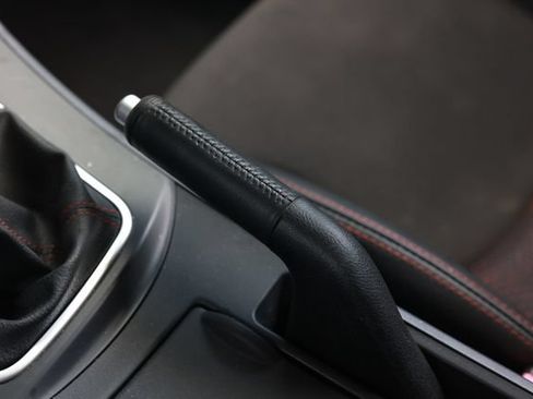 Used 2013 MAZDA MAZDA3 Touring FWD image 42