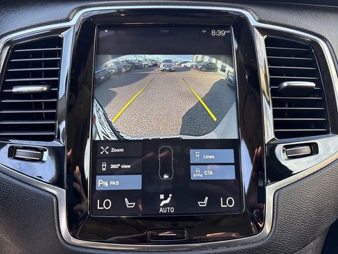 Used 2021 Volvo XC90 T6 Momentum w/ Advanced Package image 21