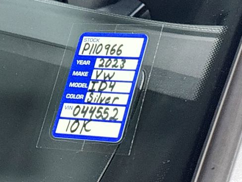 Certified 2023 Volkswagen ID.4 Pro image 26