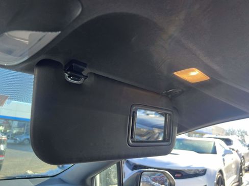 Used 2020 Toyota Corolla SE image 31