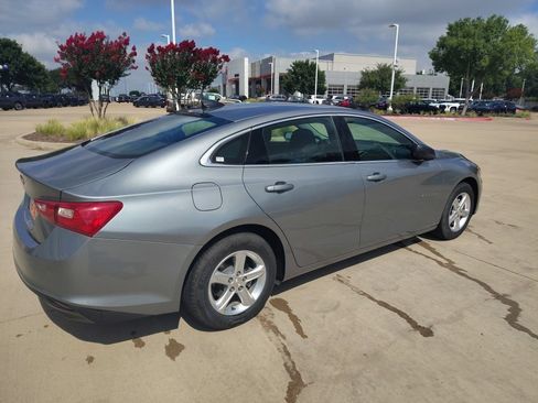 Used 2024 Chevrolet Malibu LS FWD image 11